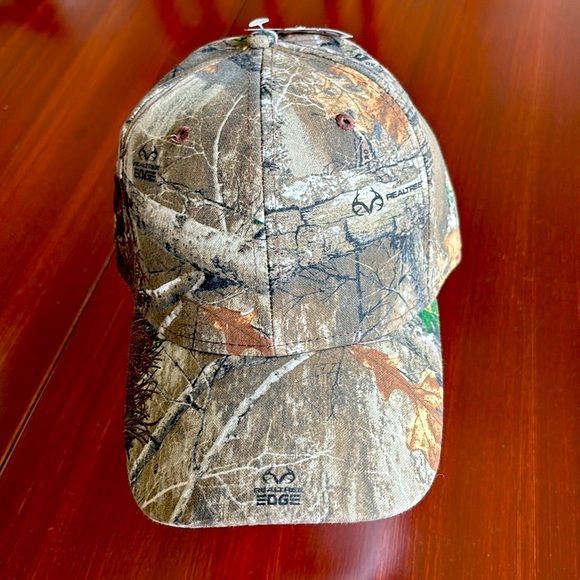 Realtree Dri-Duck Wildlife Series,Embroidered Running Buck,Camo,Canvas,Velcro - Picture 4 of 11